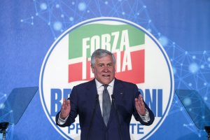 UE – Tajani confermato tra i 10 vicepresidente PPE.