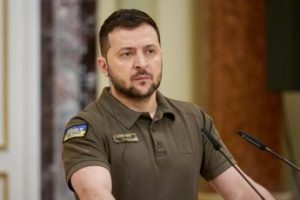 Ucraina, Zelensky: “Servono armi per fermare i missili Russia”