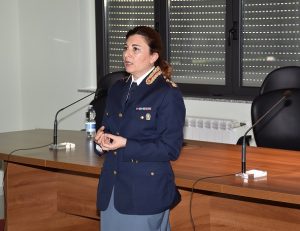 Viterbo, la polizia a fianco degli anziani: “Attenti alle truffe”