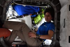 Spazio, passeggiata spaziale per @AstroSamantha: è la prima donna europea