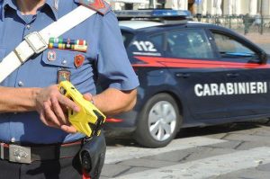 Roma, tenta rapina sul tram: arrestato col taser 28enne viterbese