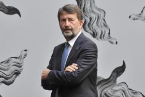 Governo, Franceschini: “Se M5S si sfila stop alleanza per 2023”