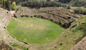 Terra Piatta, Fedra ed Ifigenia: prosegue nell’anfiteatro romano di Sutri Teatri di Pietra