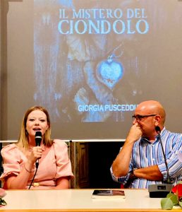 Tarquinia – Giorgia Pusceddu ha presentato il suo primo libro: “Il mistero del ciondolo”