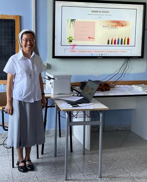 Viterbo, al Paolo Savi diploma “serale” per suor Daniela