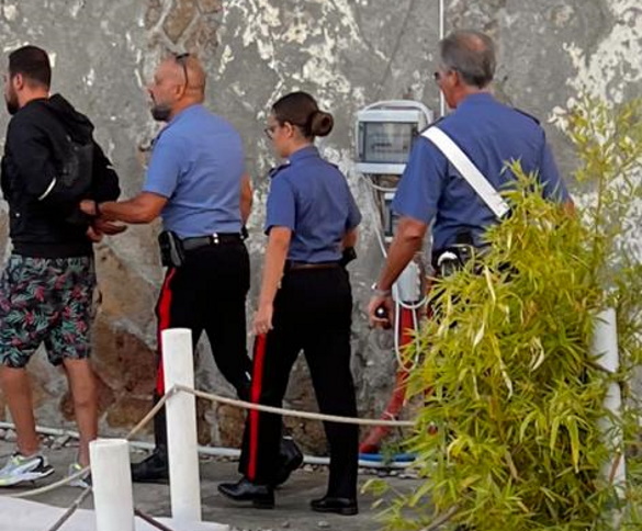 Civitavecchia – Le ronde funzionano, sorpreso ladro dentro al Praya e consegnato ai carabinieri