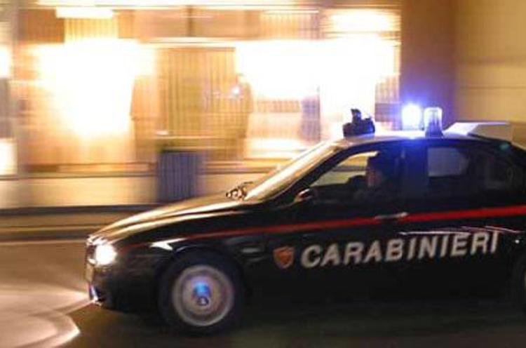 Rieti, ladri in azione nella notte in un esercizio commerciale