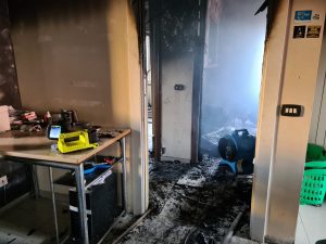Viterbo – Appartamento in fiamme nel quartiere Carmine, diverse