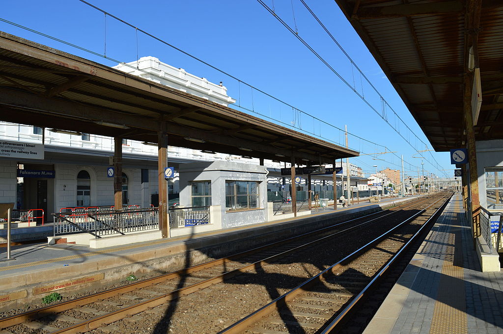 Uomo di Orte si impicca alla stazione di Falconara