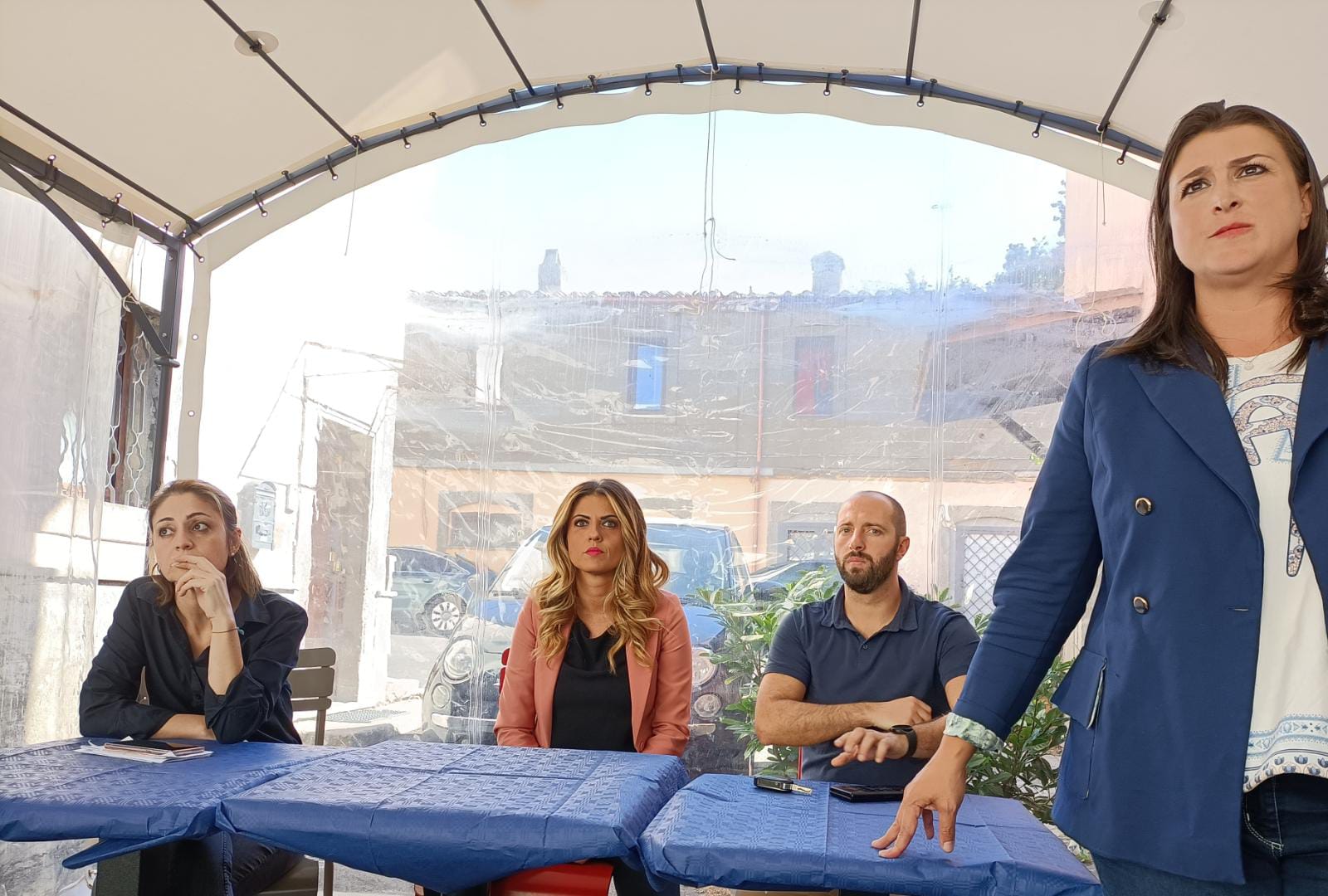 Viterbo, i commercianti: “Le luci delle attività si stanno spegnendo”