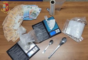 Roma – Altre 8 persone arrestate per detenzione ai fini di spaccio di sostanze stupefacenti