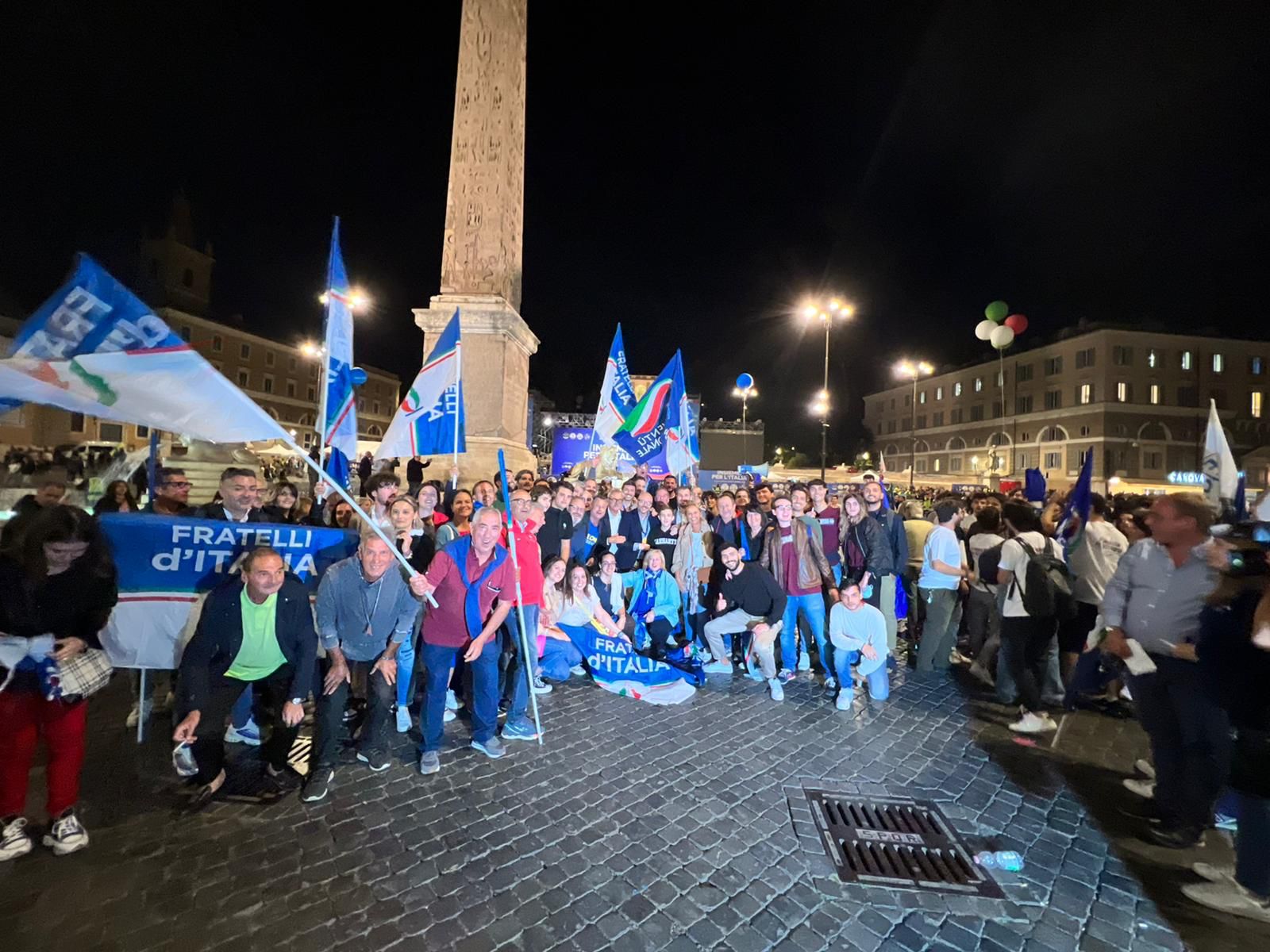 FdI, dopo il partecipato appuntamento a Piazza del Popolo, chiude al Caffè Bagaglino di Viterbo la campagna elettorale