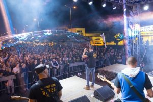 Tarquinia – Oktoberfest, ultimo atto: stasera sul palco i Doppio Senso con Alberto Rocchetti