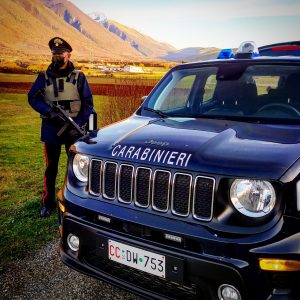 Si introducono abusivamente in una casa e ne fanno la residenza abituale, in manette due marocchini