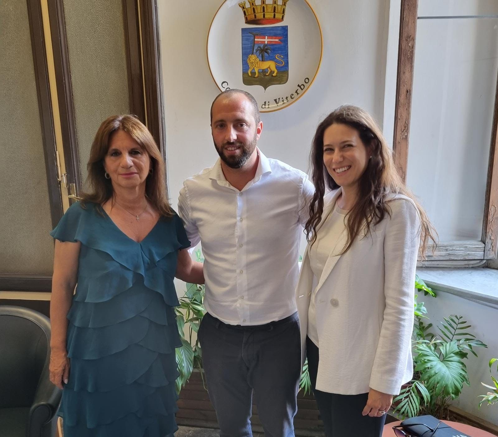 Mercatino di Natale a Viterbo: FdI chiede chiarimenti al Comune