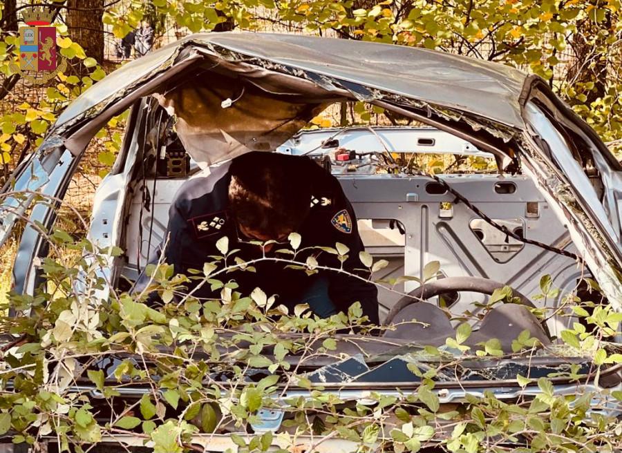 Pescosolido (FR) – Rinvenute armi, munizioni e auto rubata in una tenuta