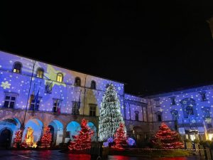 FdI: “Bando di Natale, ignoti i criteri di ridistribuzione dei fondi”