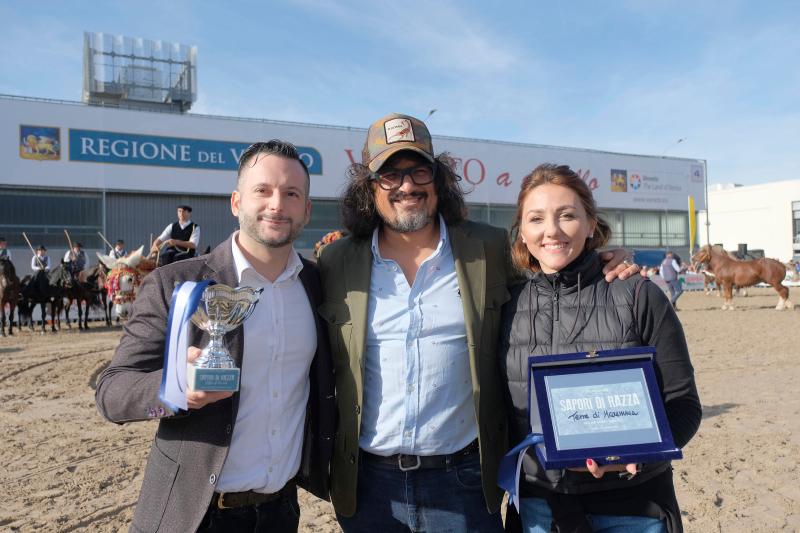 E’ Terre di Maremma, di Montalto, il migliore food truck di Fiera Cavalli a Verona. Parola di Alessandro Borghese