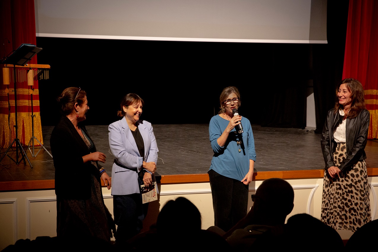 “PAGINEaCOLORI” ospita l’esperta di letteratura per l’infanzia Roberta Favia