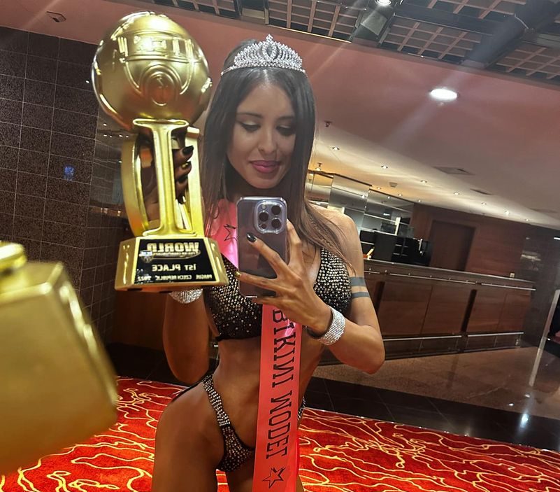 La viterbese Maila Cordeschi campionessa mondiale bikini di Natural Bodybuilding