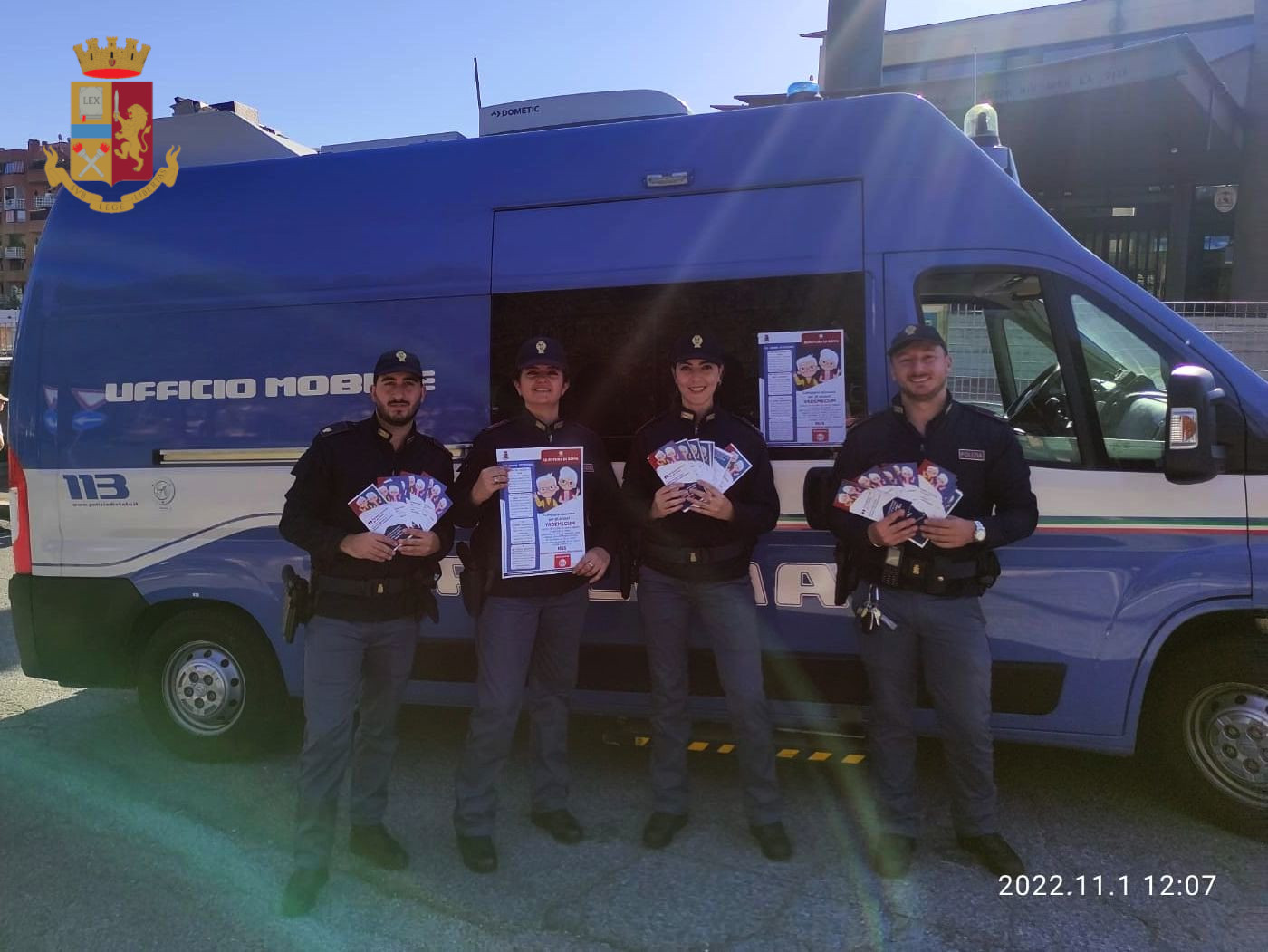 Roma – Campagna prevenzione truffe agli anziani, la polizia incontra cittadini a San Basilio