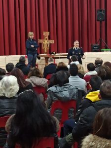 Roma – Polizia incontra cittadini di Primavalle per parlare di truffe agli anziani, cyberbullismo e violenza sulle donne