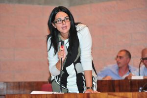 Civitavecchia, Mari lascia Forza Italia e passa a FdI: giunta comunale in crisi