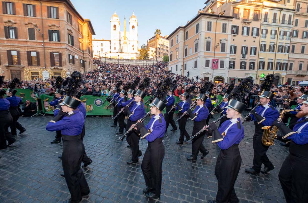 La Frustica’ di Faleria e l’Associazione Filarmonica Vejanese alla Roma Parade di Capodanno