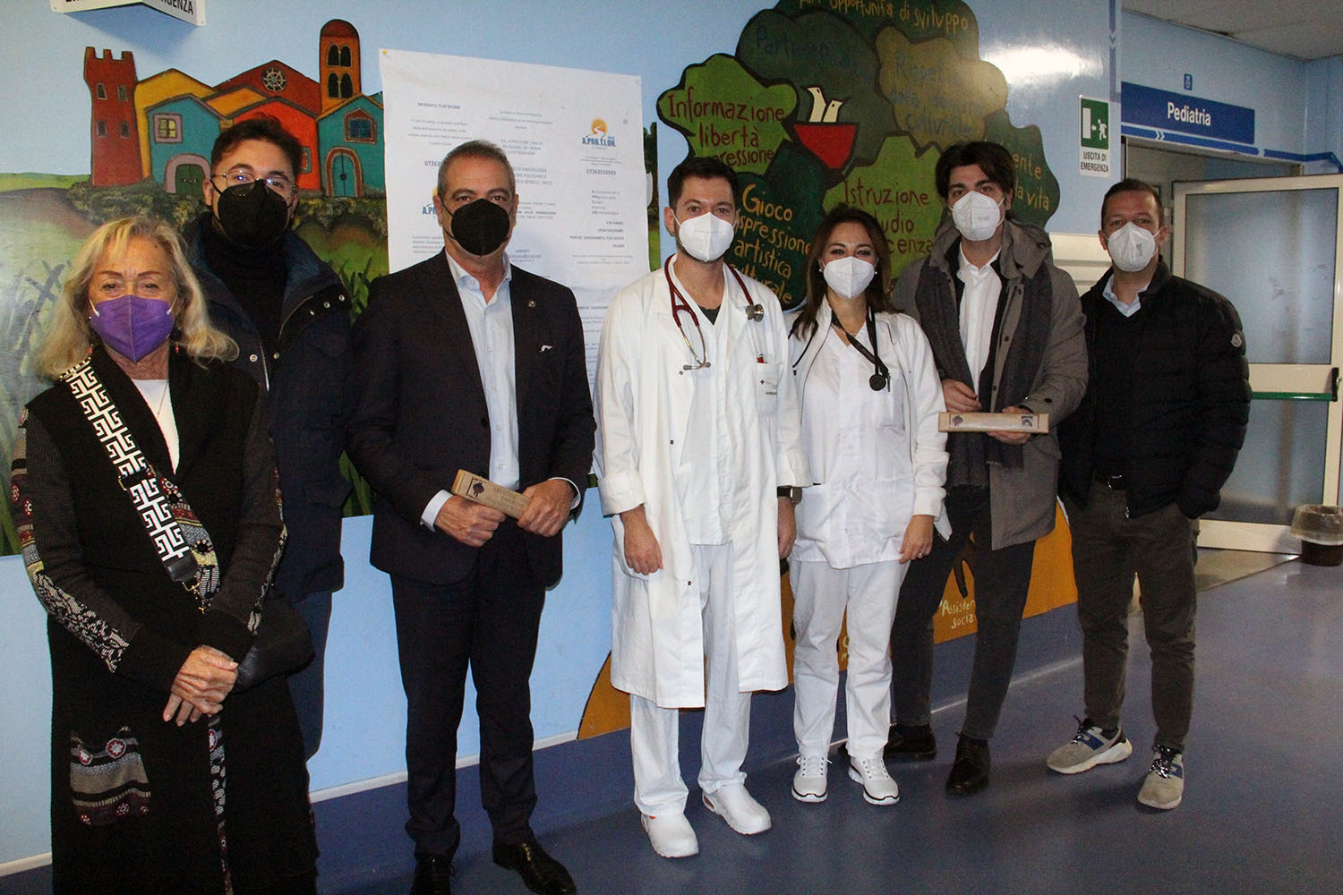 Rotaract e Rotary club Viterbo insieme per i bimbi in pediatria a Belcolle