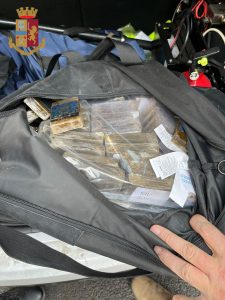 Nettuno – Arrestato 27enne, trovato con 260 panetti di hashish