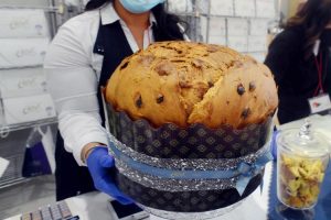 Roma si prepara a gustare il Natale con “Panettone maximo 2022”