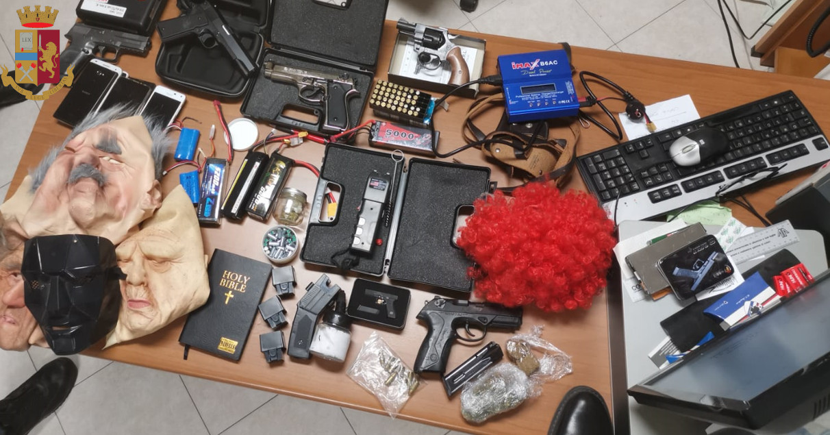 Roma – Spinaceto, arrestata una persona per droga e detenzione di arma clandestina con matricola abrasa