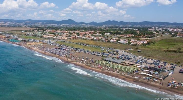 Cerveteri risolve il rebus Bolkestein: indennizzati i balneari che perderanno la gara