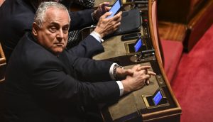 Milleproroghe – Tra gli emendamenti anche estensione a 5 anni diritti tv firmato da Lotito