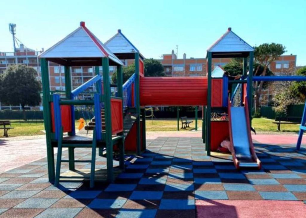 Ladispoli, rubano monopattino a un bimbo mentre gioca al Parco Miami