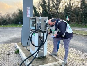 Viterbo – Controlli ai distributori di carburante, Gdf sequestra impianto