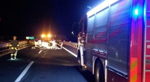 Incidente tra sei auto sull’A12 Roma-Civitavecchia, un morto e 4 feriti (di cui due gravi)