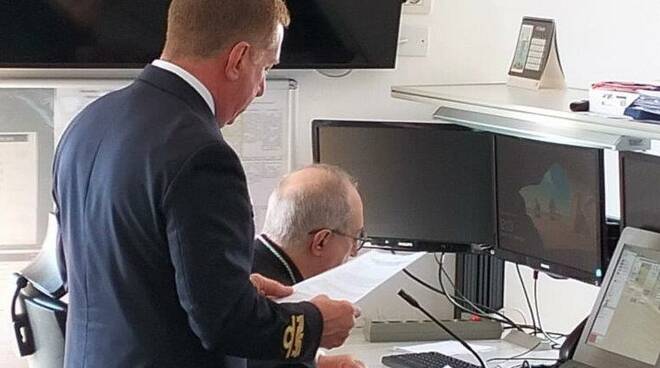 Civitavecchia – Monsignor Ruzza benedice gli operatori marittimi