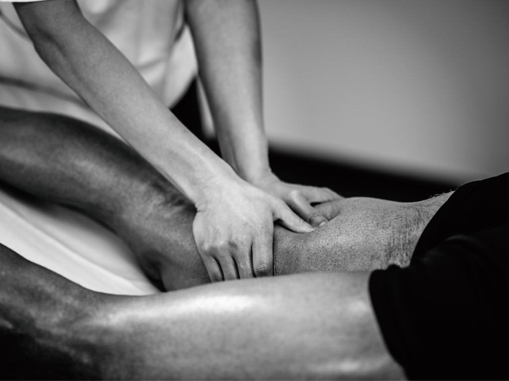 L’importanza dell’uso di alcune manualità nella Riflessologia Plantare