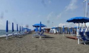 Fiumicino, la Lista Baccini all’attacco sulle concessioni balneari: “Amministrazione comunale assente: così è il caos”