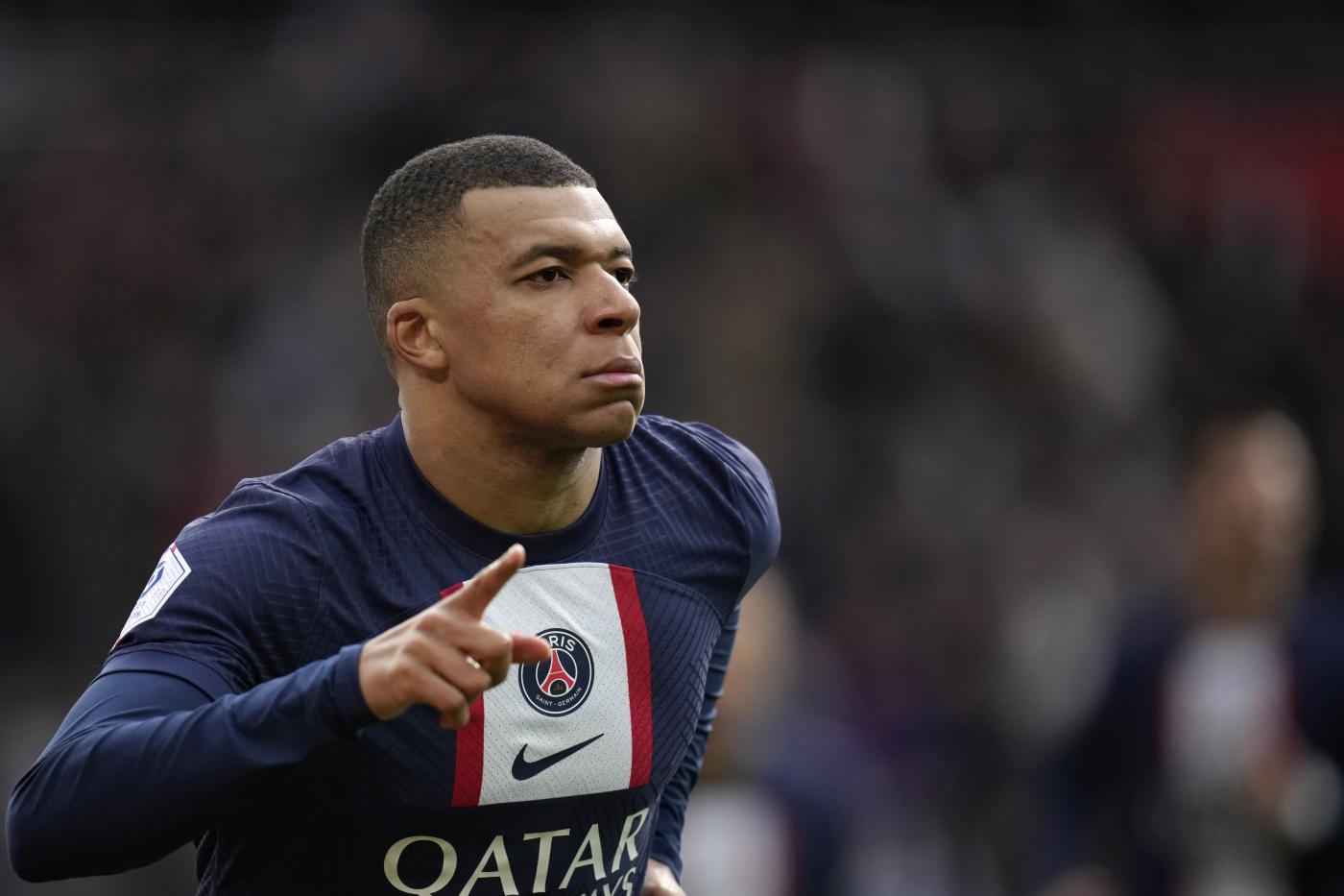 Calcio estero. Supremi Messi e Mbappè: Le Classique al PSG, infranti sogni OM