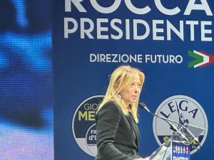 Lazio – Il centrodestra unito per Rocca. Standing ovation per la Meloni (FOTO)