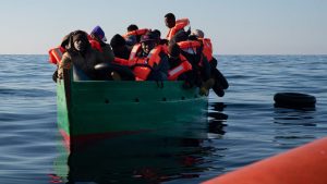 Migranti, primo sbarco al porto di Civitavecchia: sabato arrivano 31 naufraghi