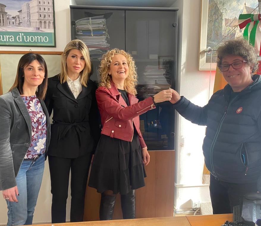 Cerveteri, inaugurato lo Sportello antiviolenza. Gubetti: “Le donne del nostro territorio non sono più sole”
