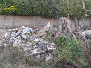 Viterbo – Guardia di Finanza sequestra 55 tonnellate di rifiuti abusivi