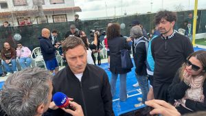 A Santa Severa padel e beneficienza: Totti e Mancini in campo (FOTO)