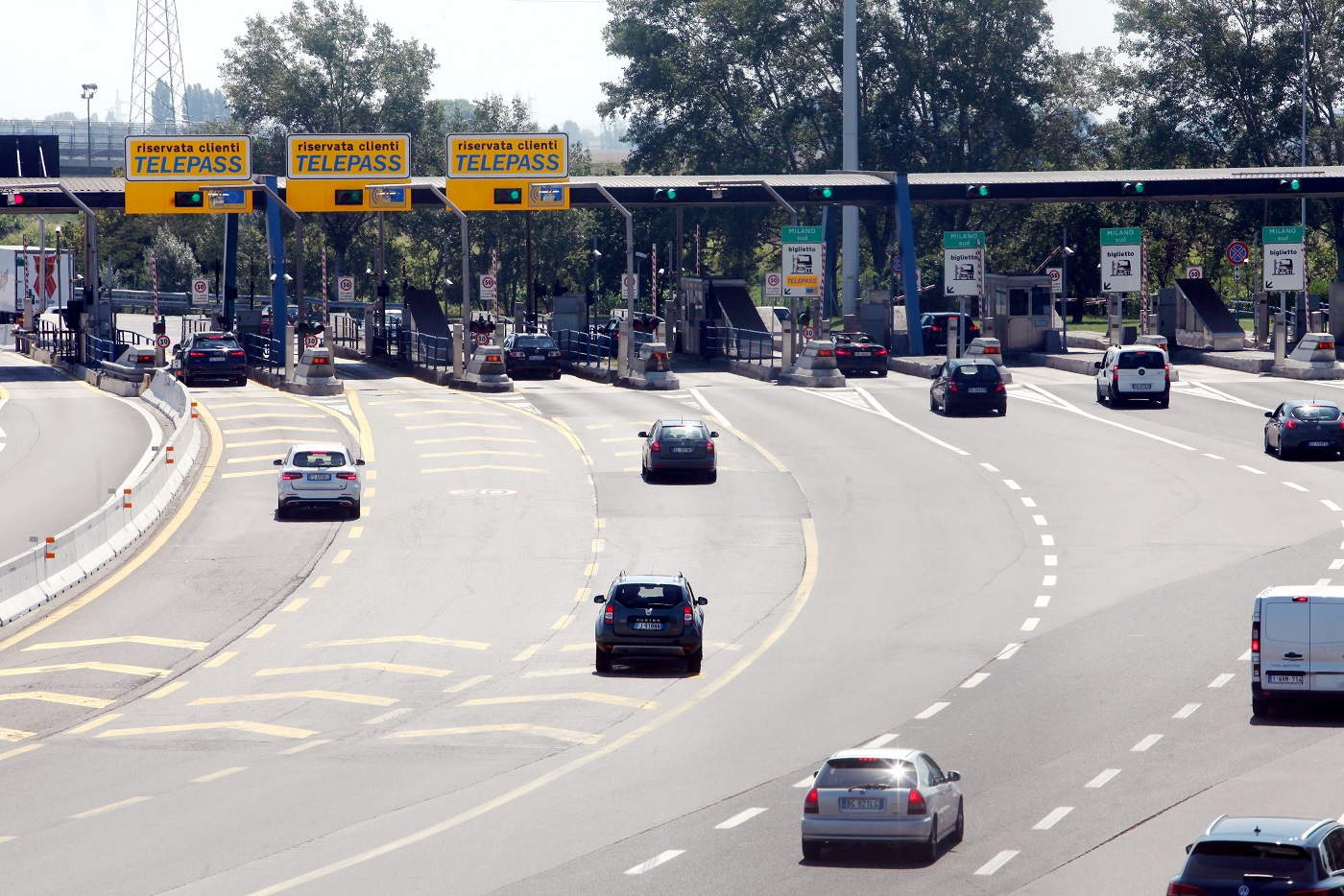 Fiuggi – Anziano ospite in casa di riposo viaggia a scrocco per 2 anni in autostrada