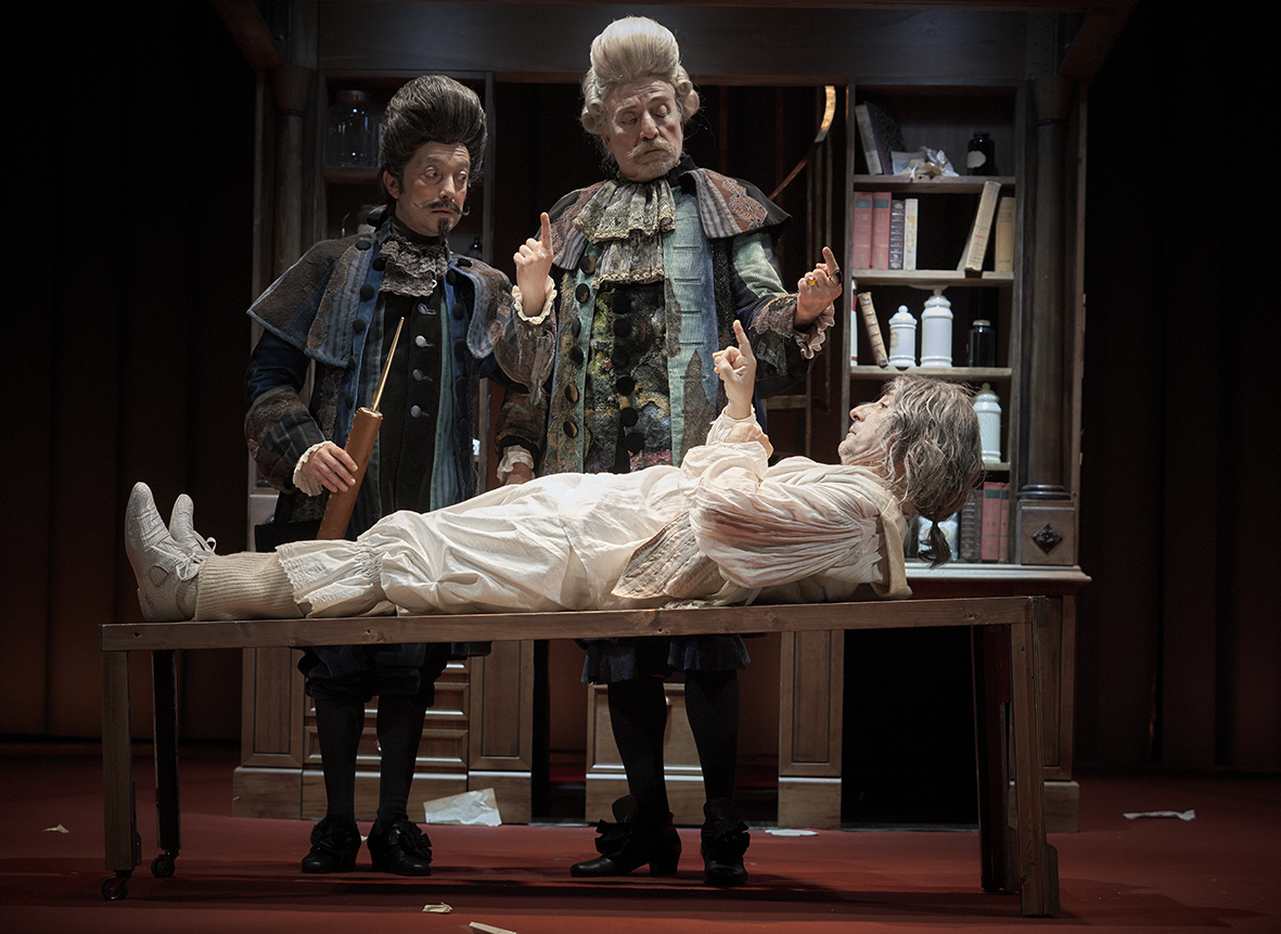 Il malato immaginario, Emilio Solfrizzi in scena nel capolavoro di Moliere