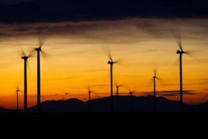 Energie rinnovabili, gli investimenti non bastano