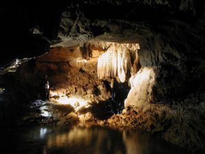 Falvaterra – Fusto petrolifero del 1929 recuperato nelle grotte del centro ciociaro